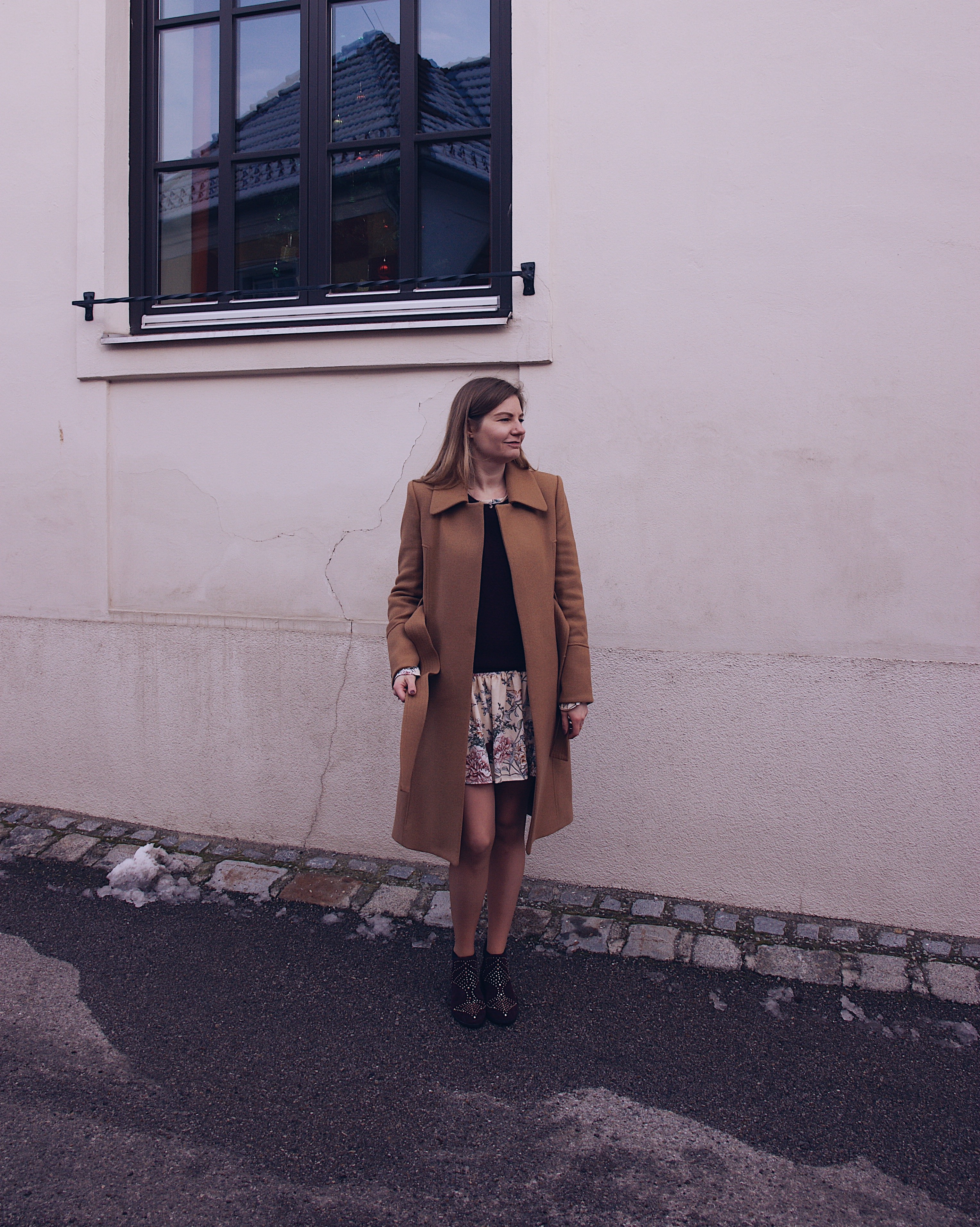 Mango camel Mantel - Streetstyle Look