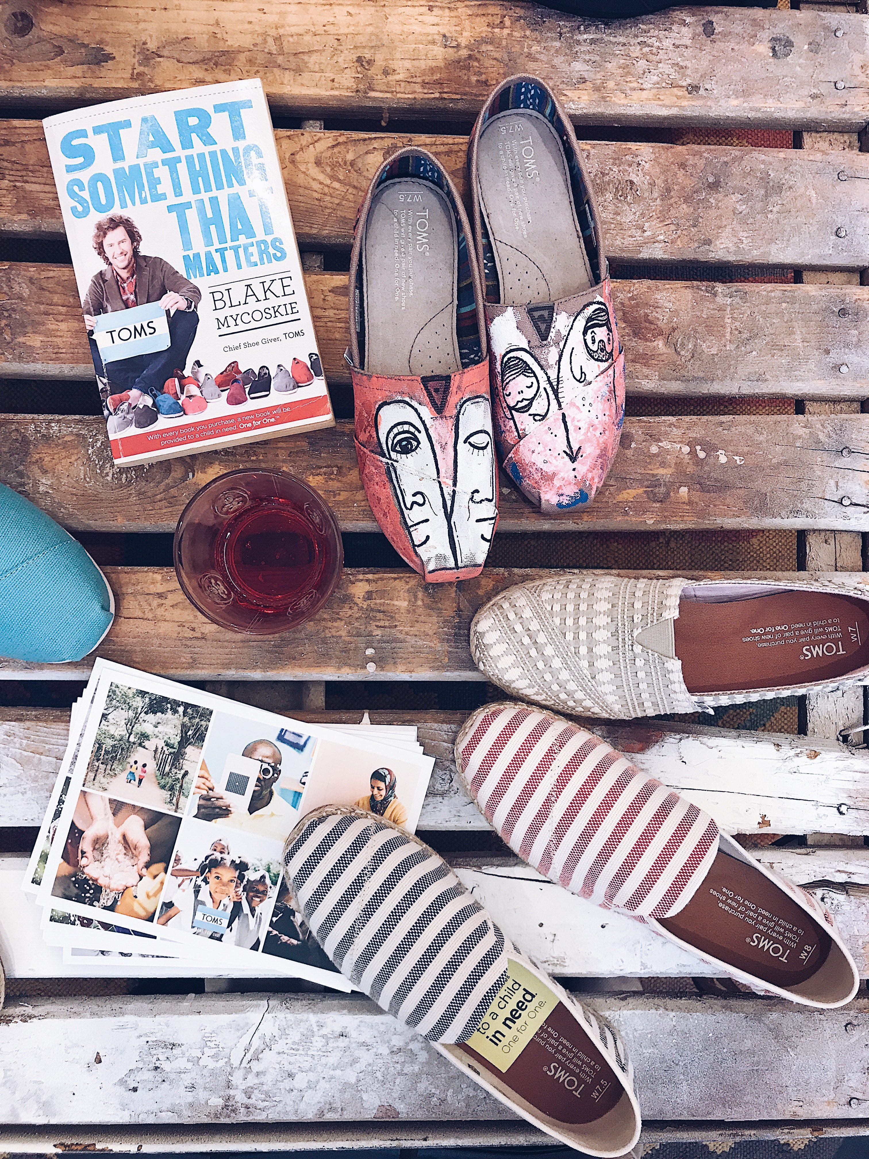 Toms Espadrilles, daisies and glitter