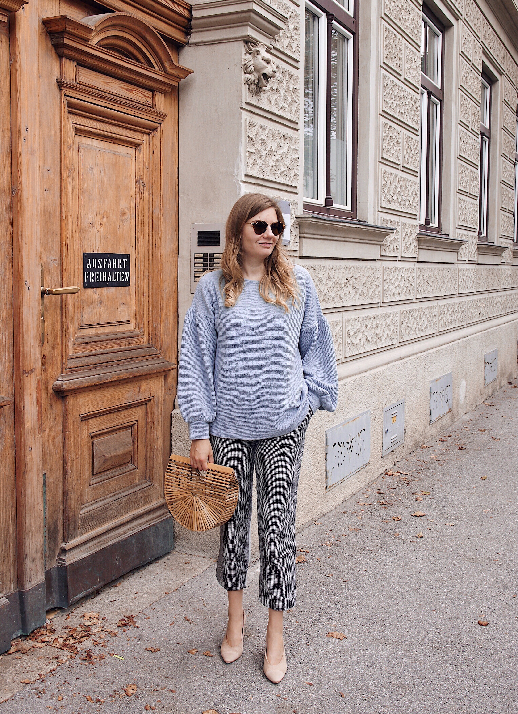 Trendupdate Karohose im Herbst