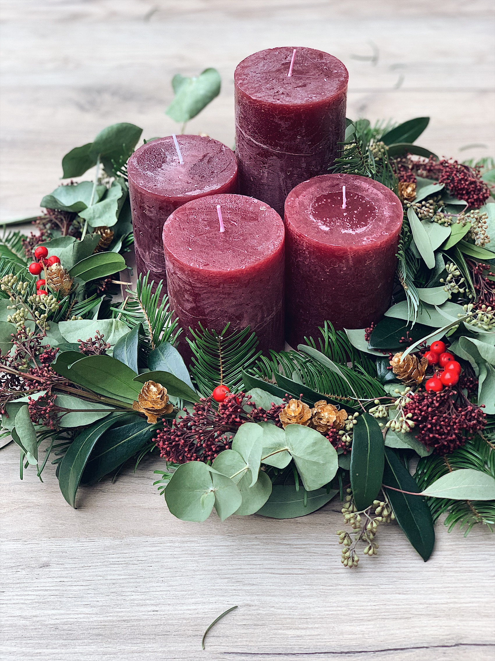 DIY Adventskranz mit Eucalyptus