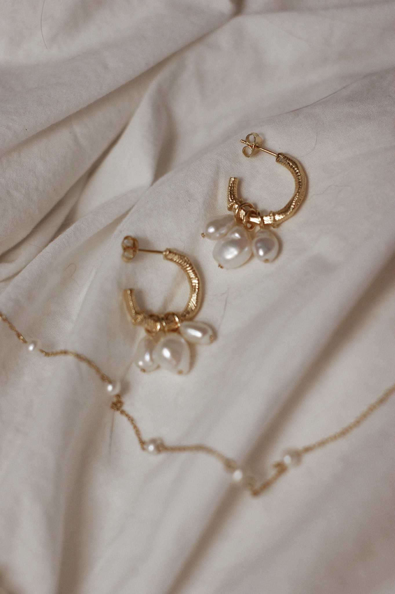 Safira pearl earnings 