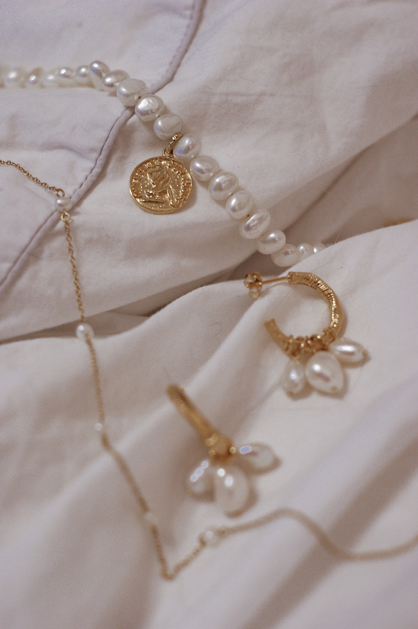 Safira pearl earrings