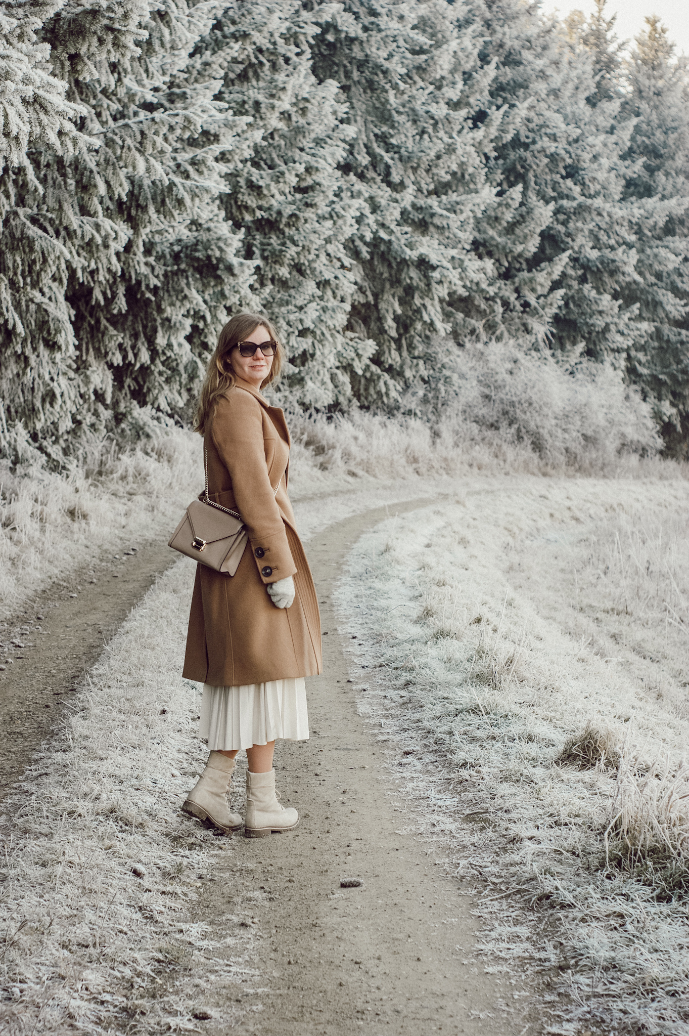 Winter Outfit Plisseerock pleated skirt Hallhuber