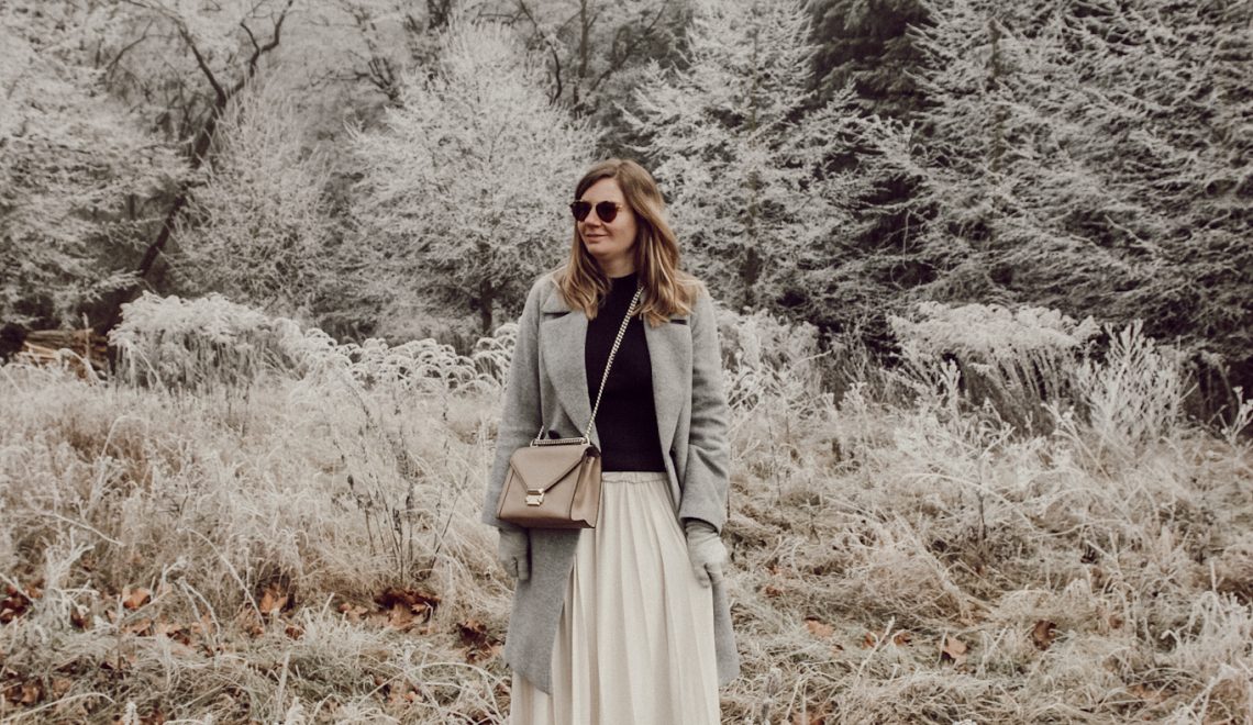 Winter Outfit Plisseerock pleated skirt Hallhuber
