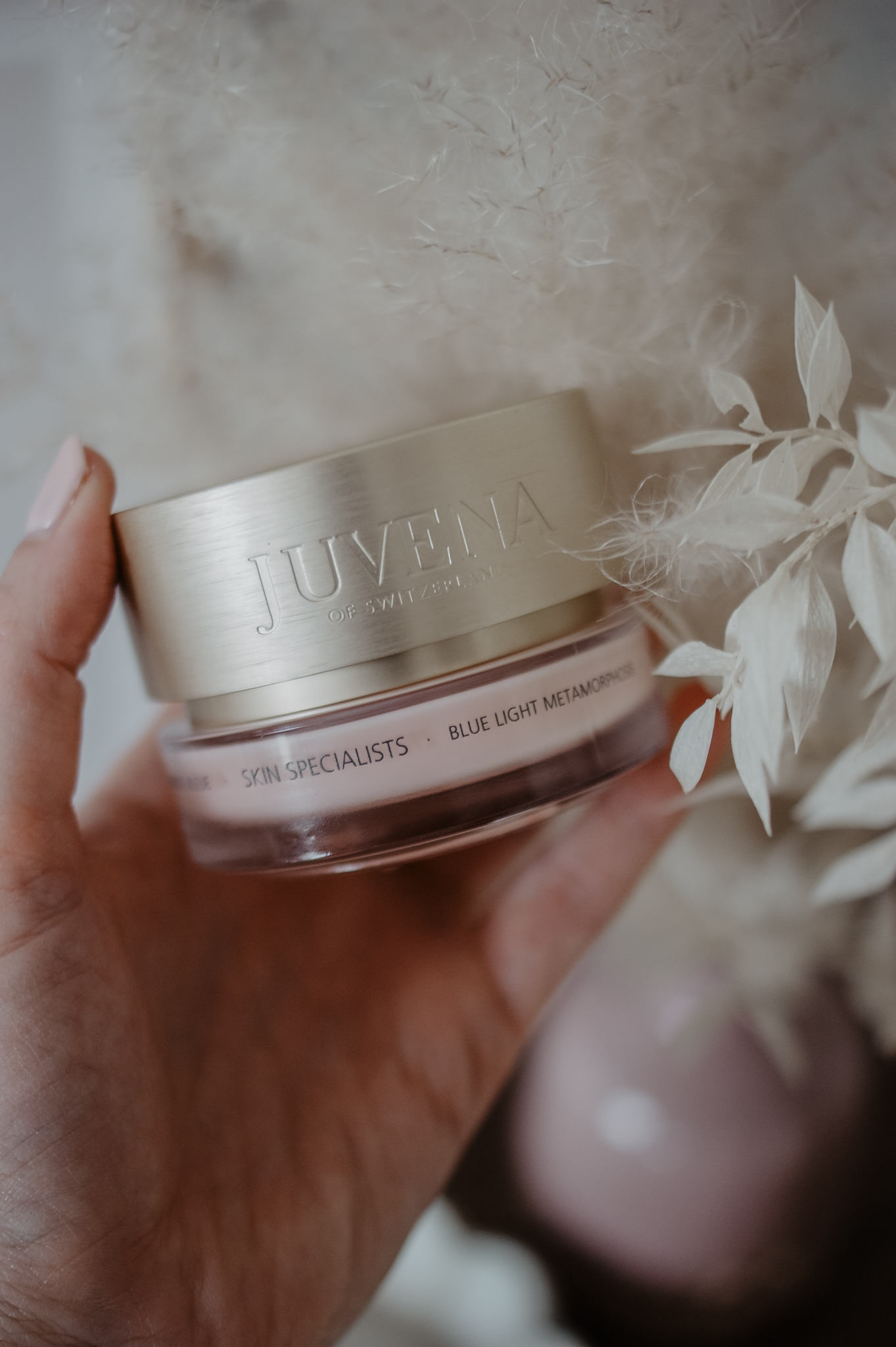 Juvena: Blue Light Metamorphosis Cream und Serum