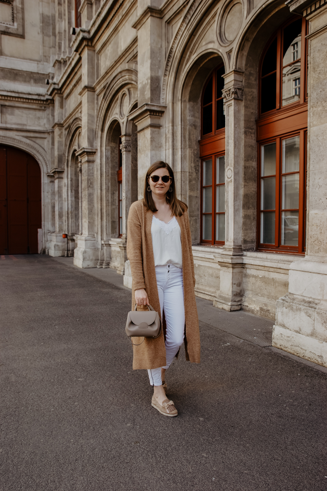 Long cardigan spring outfit Vienna 