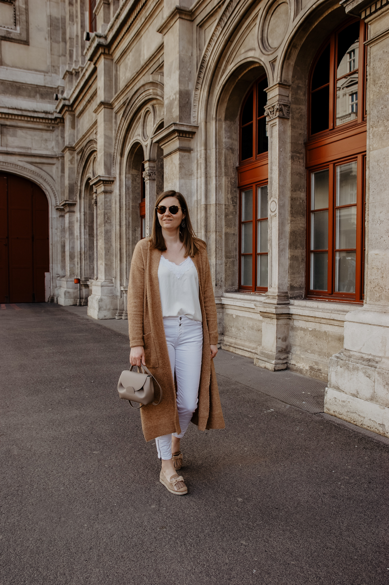 Long cardigan spring outfit Vienna 