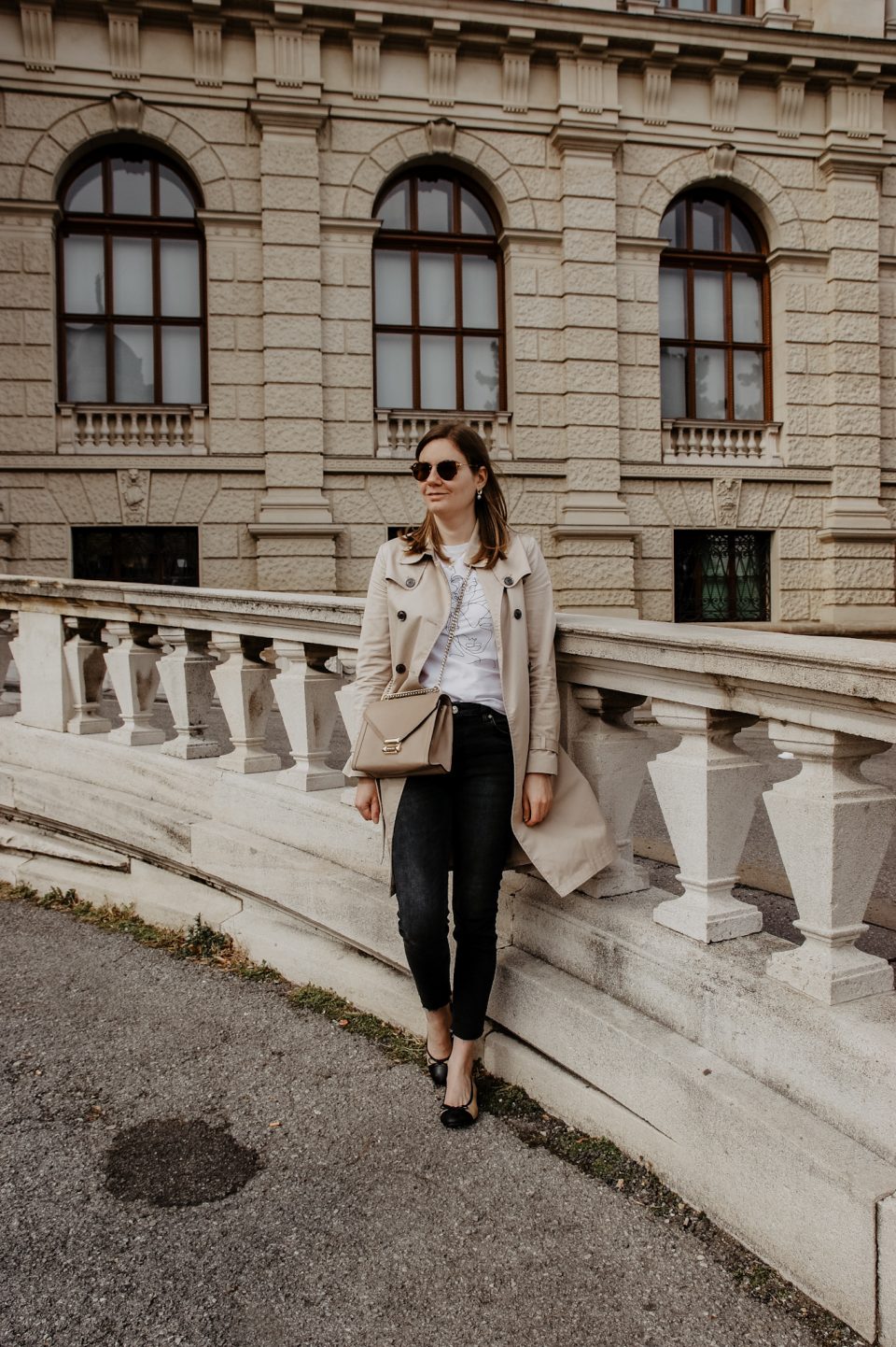 Vienna Spring Outfit Trenchcoat