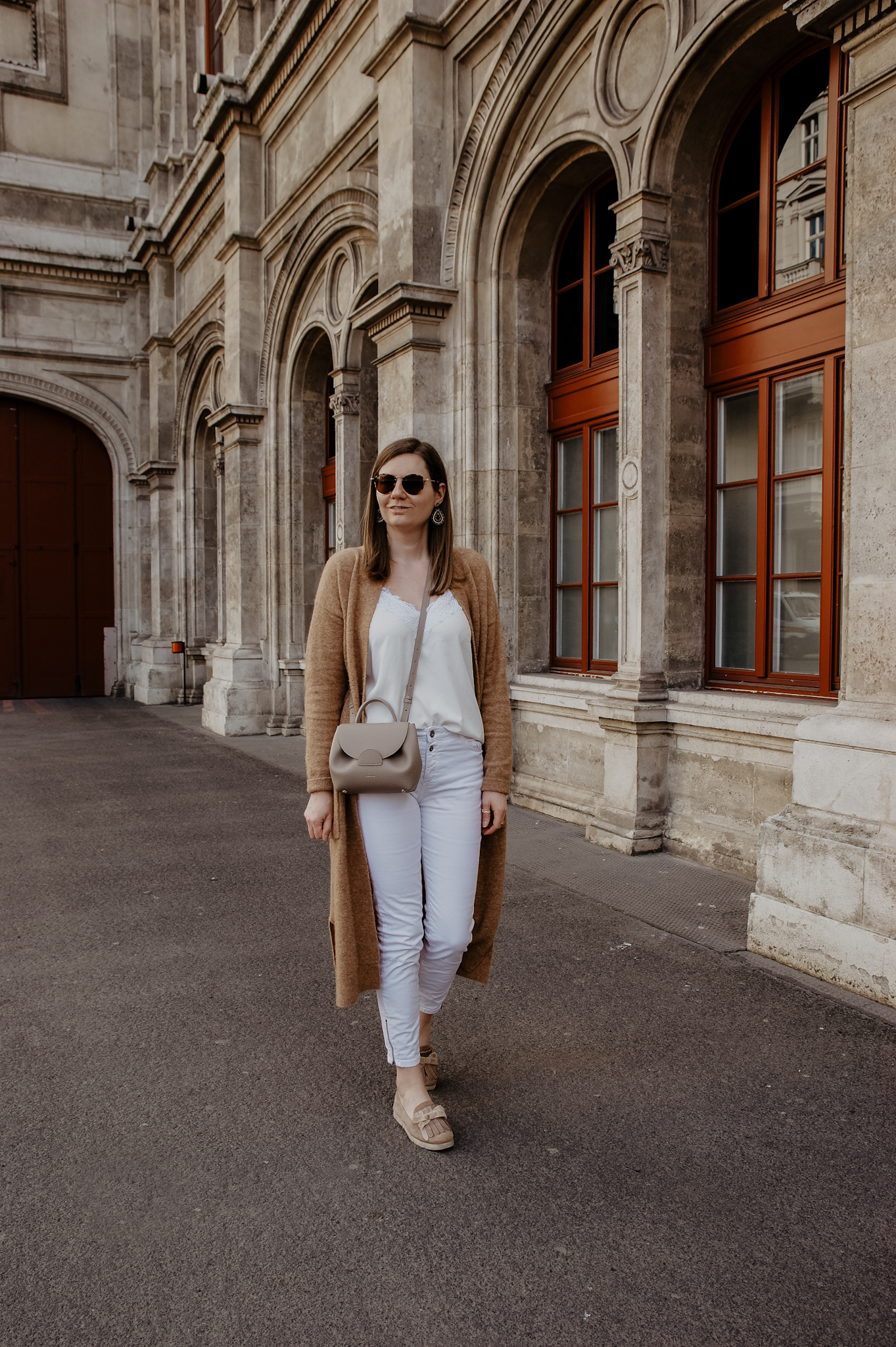 Long cardigan spring outfit Vienna 