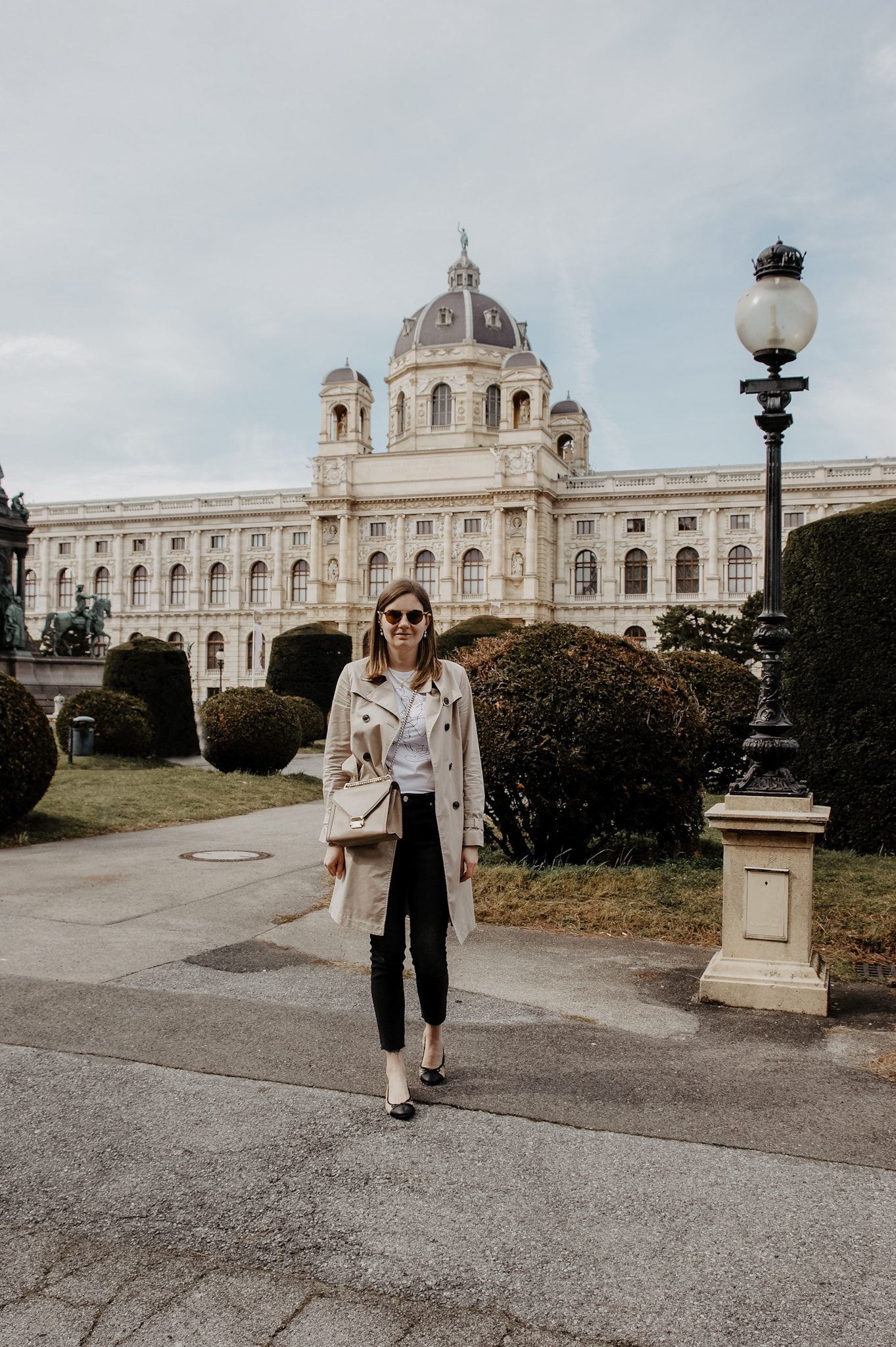 Vienna Spring Outfit Trenchcoat 
