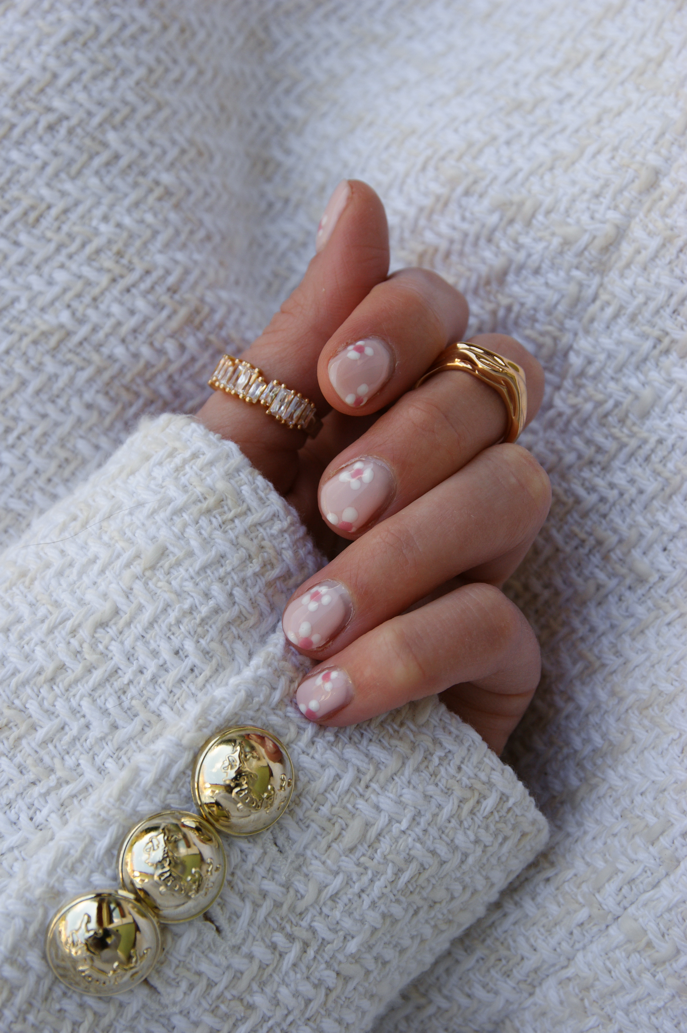 floral nails, alessandro striplac, pink nails, nude, Sif Jakobs, rings