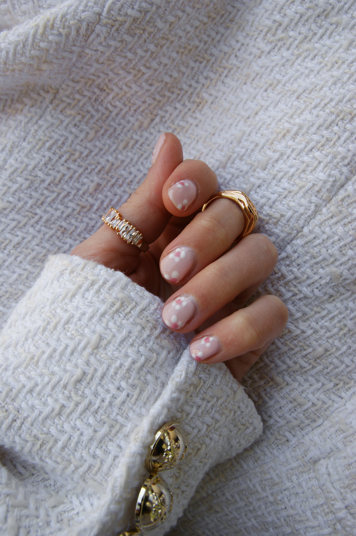 floral nails, alessandro striplac, pink nails, nude, Sif Jakobs, rings