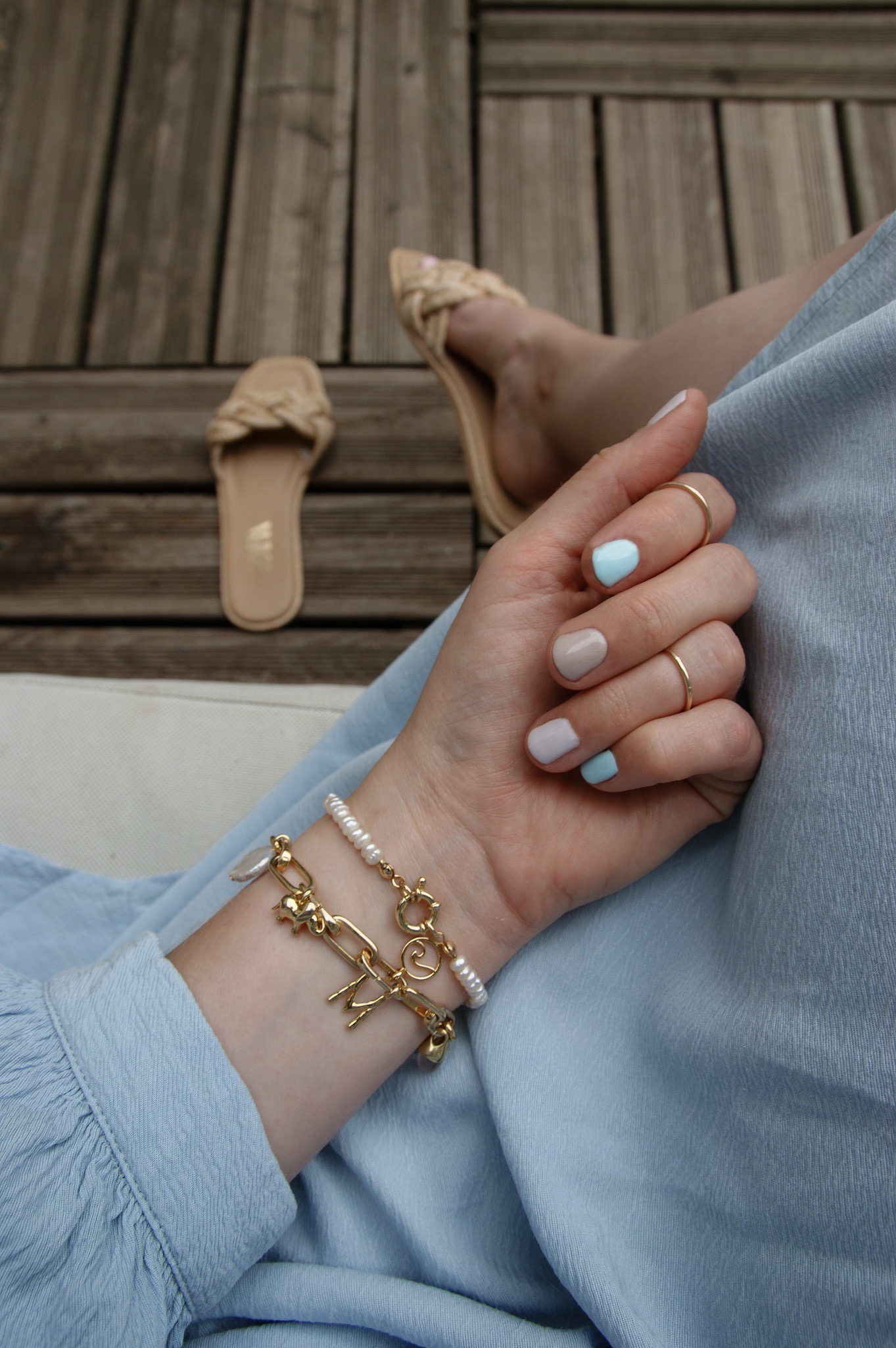 summer nail design, rainbow nails