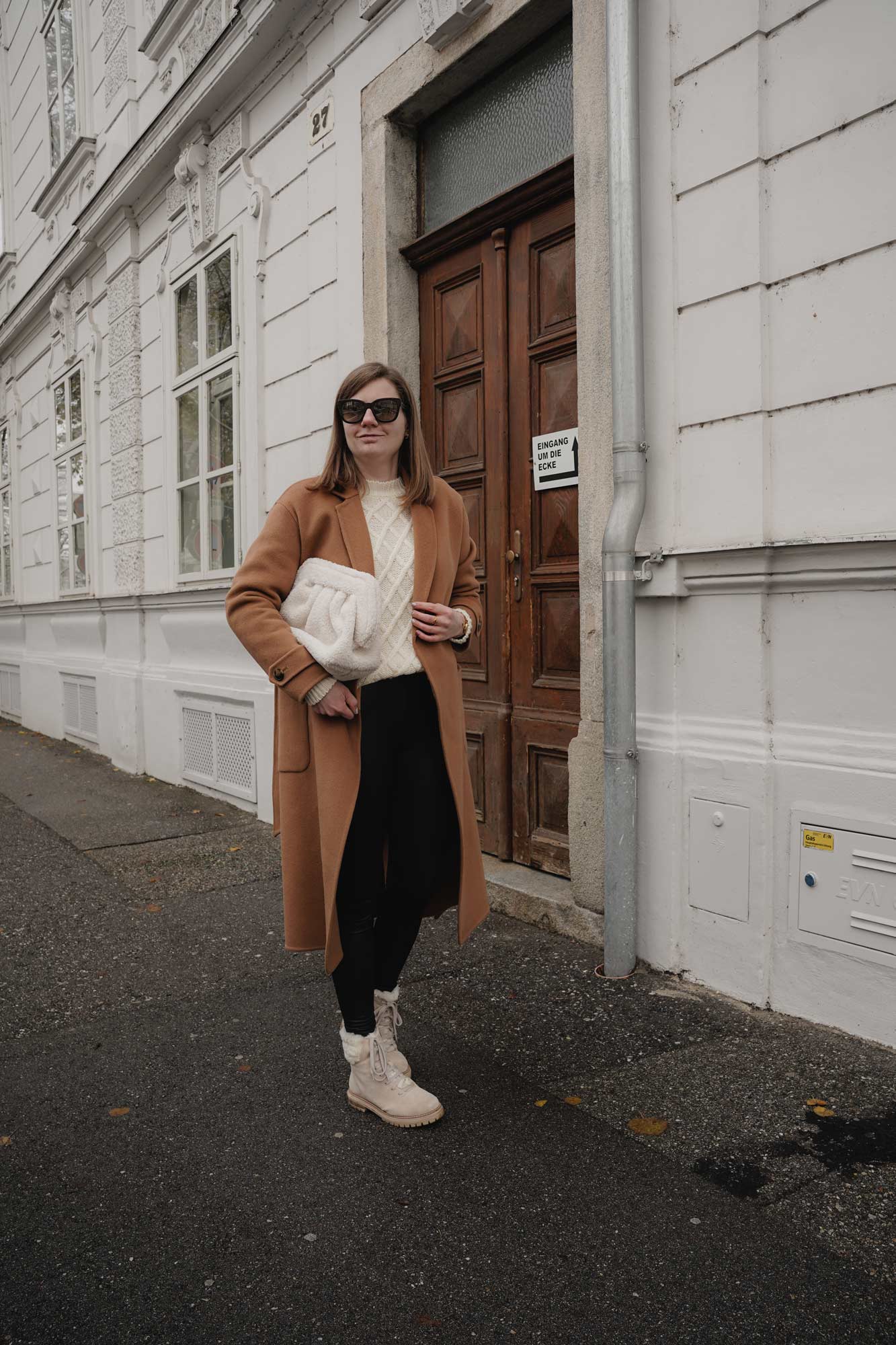 Nordgreen watch infinity 32mm white dial gold, winter outfit, teddy bag, sezane coat, camel, winter outfit