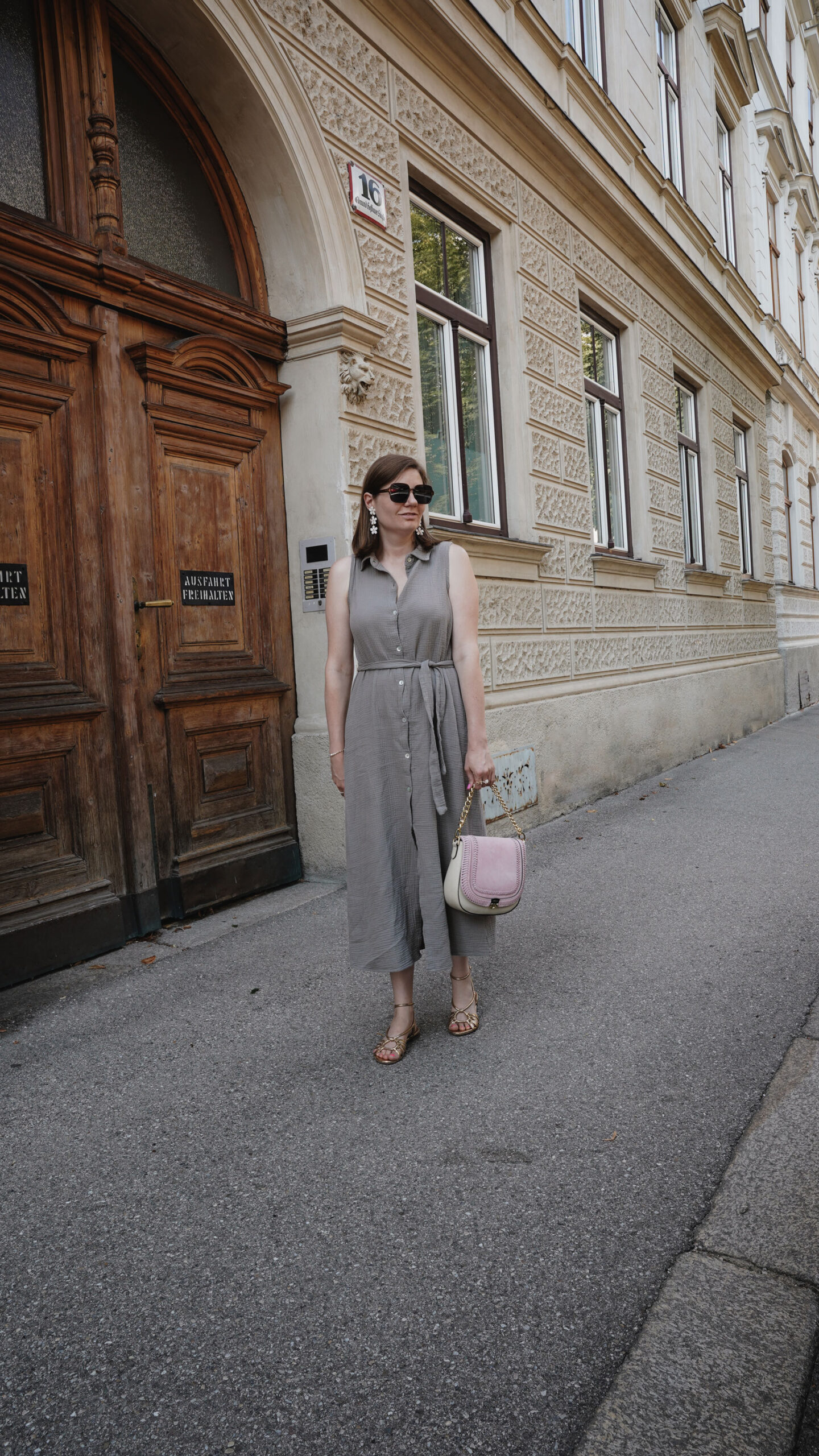 Sassy Classy SassyClassy Maxi dress Musselin taupe