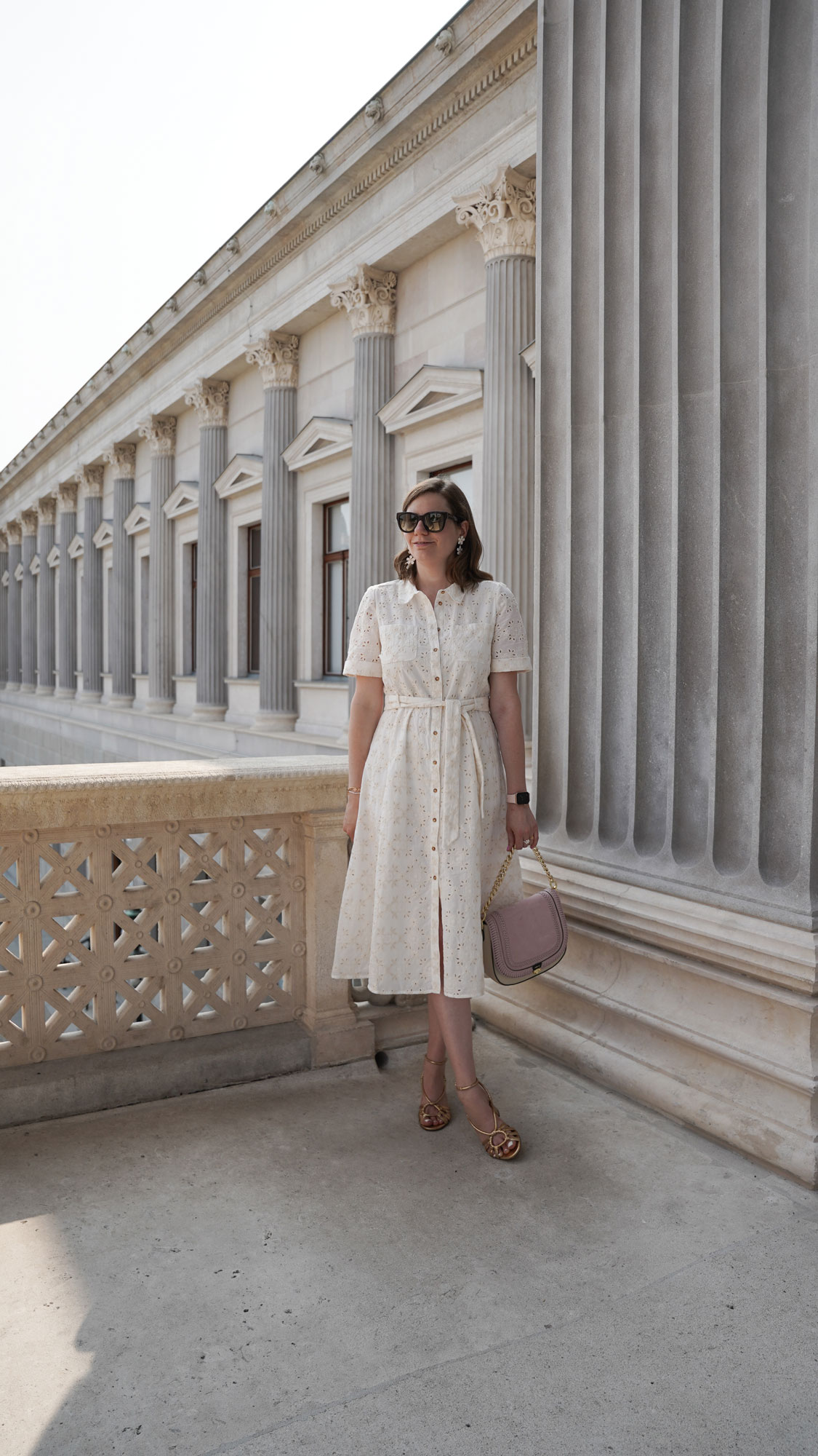 Sezane Sommerkleid summer dress white dress Vienna Zoe Lu Best Buddy