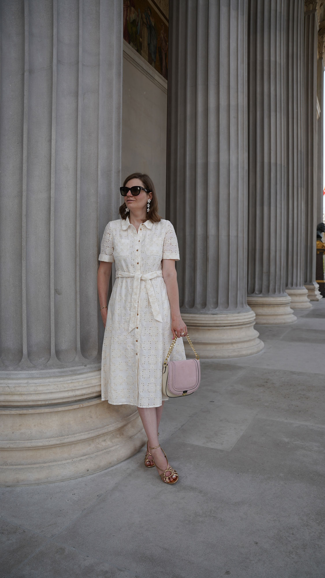 Sezane Sommerkleid summer dress white dress Vienna Zoe Lu Best Buddy