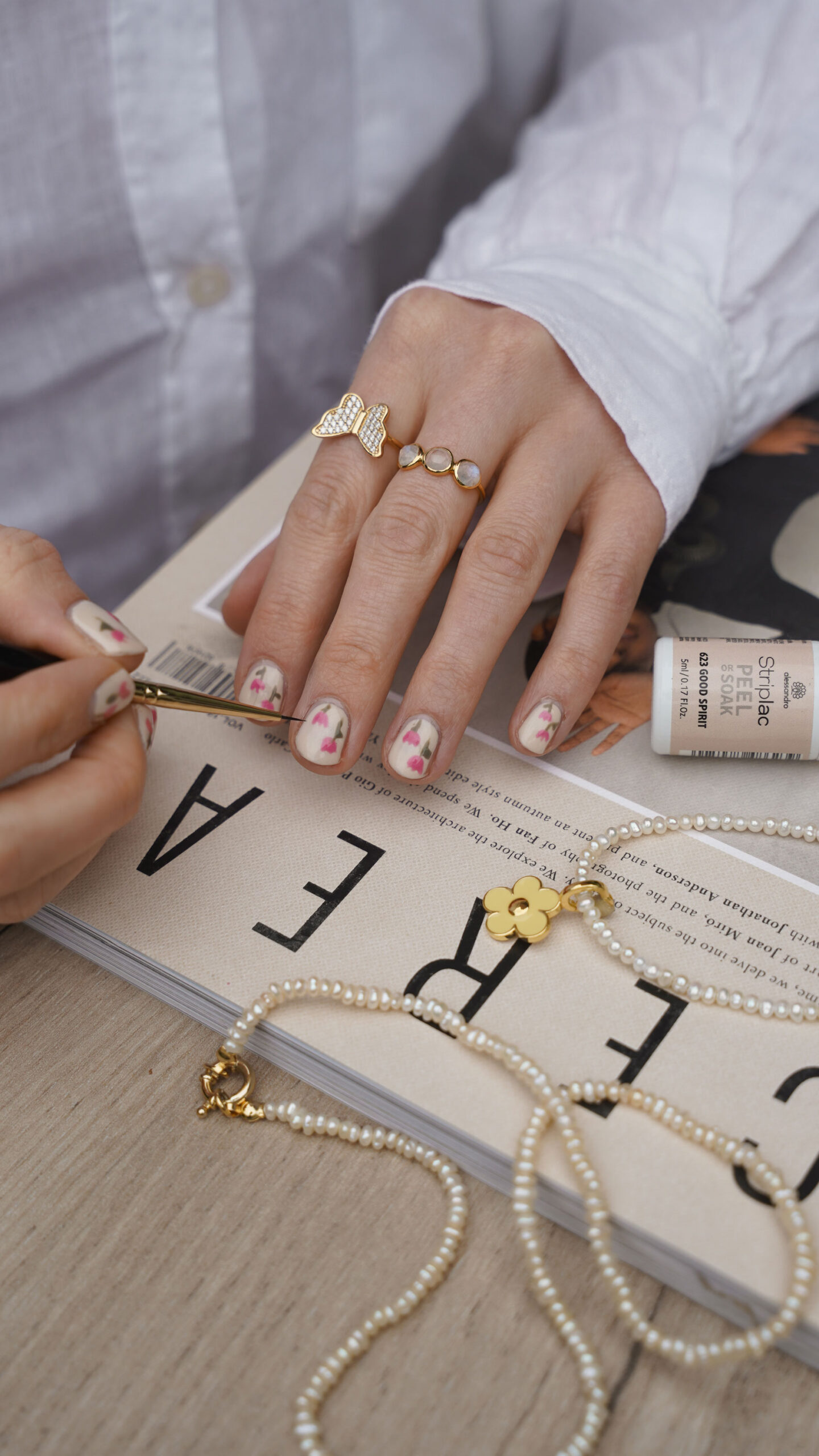 flower nails beige pink green striplac alessandro