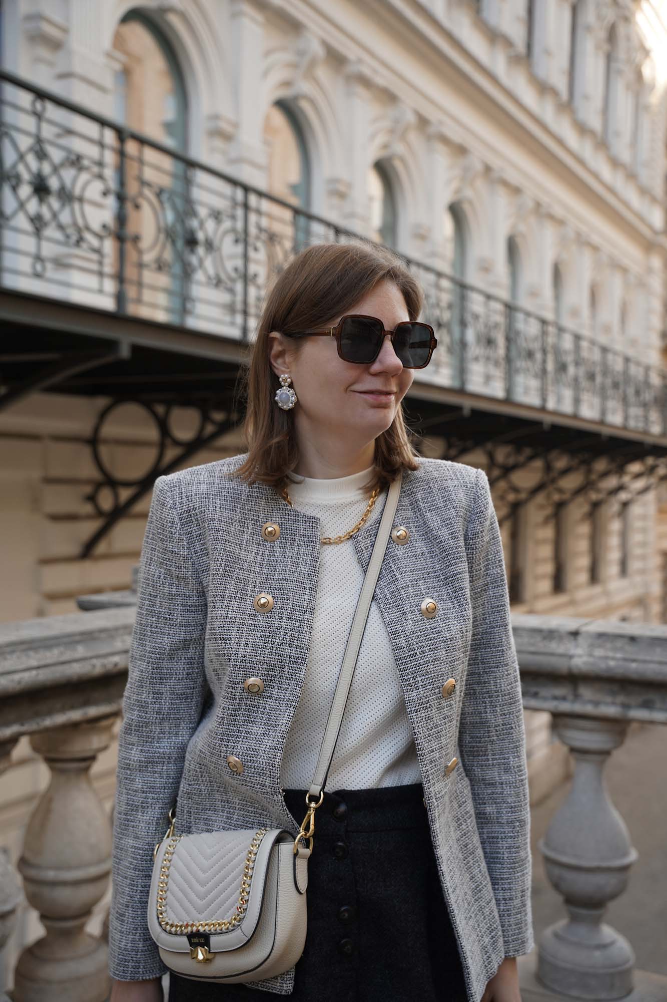 Zara Blazer Sézane shorts Vienna outfit winter