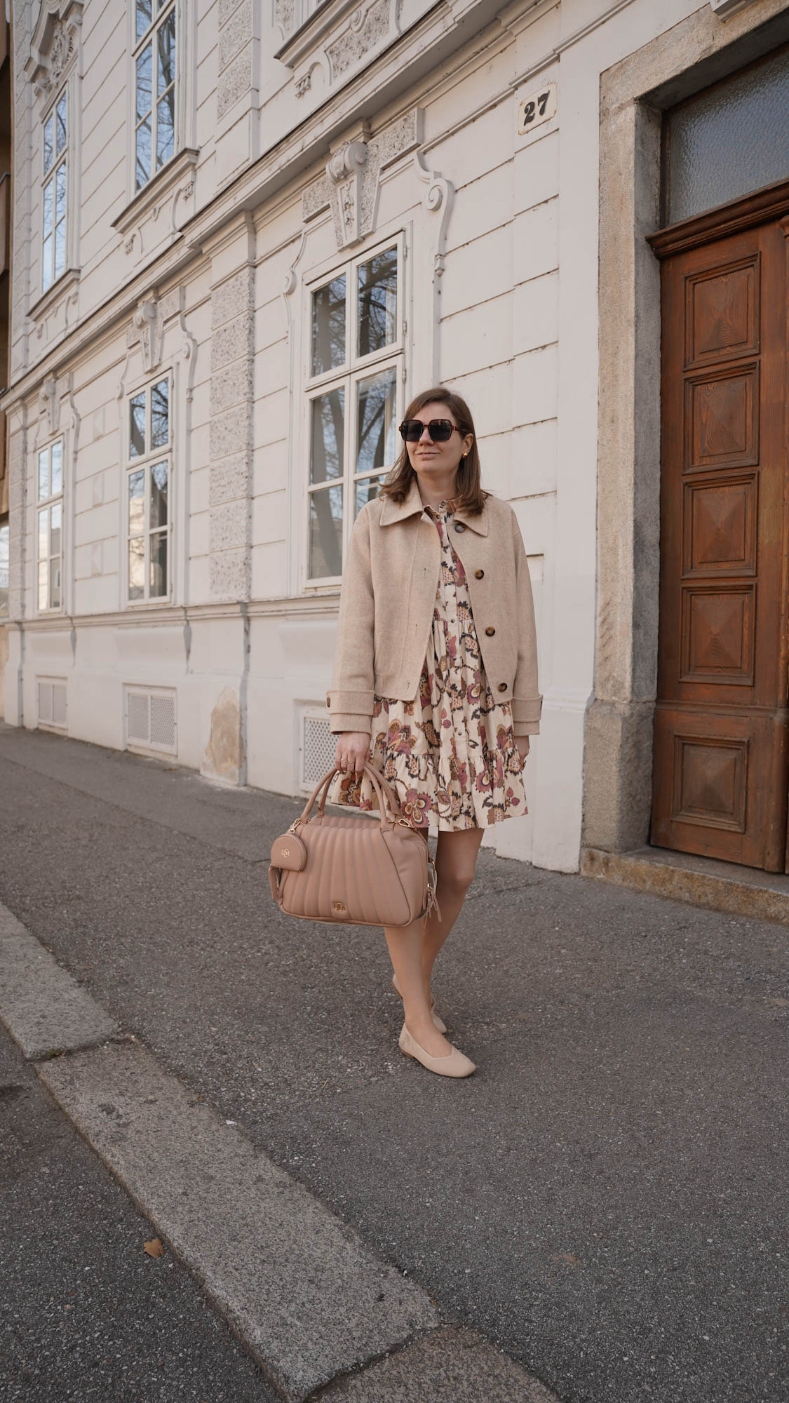 sezane jacke, sezane dress, sezane Kleid, flower dress, midi dress, vivaia ballerinas