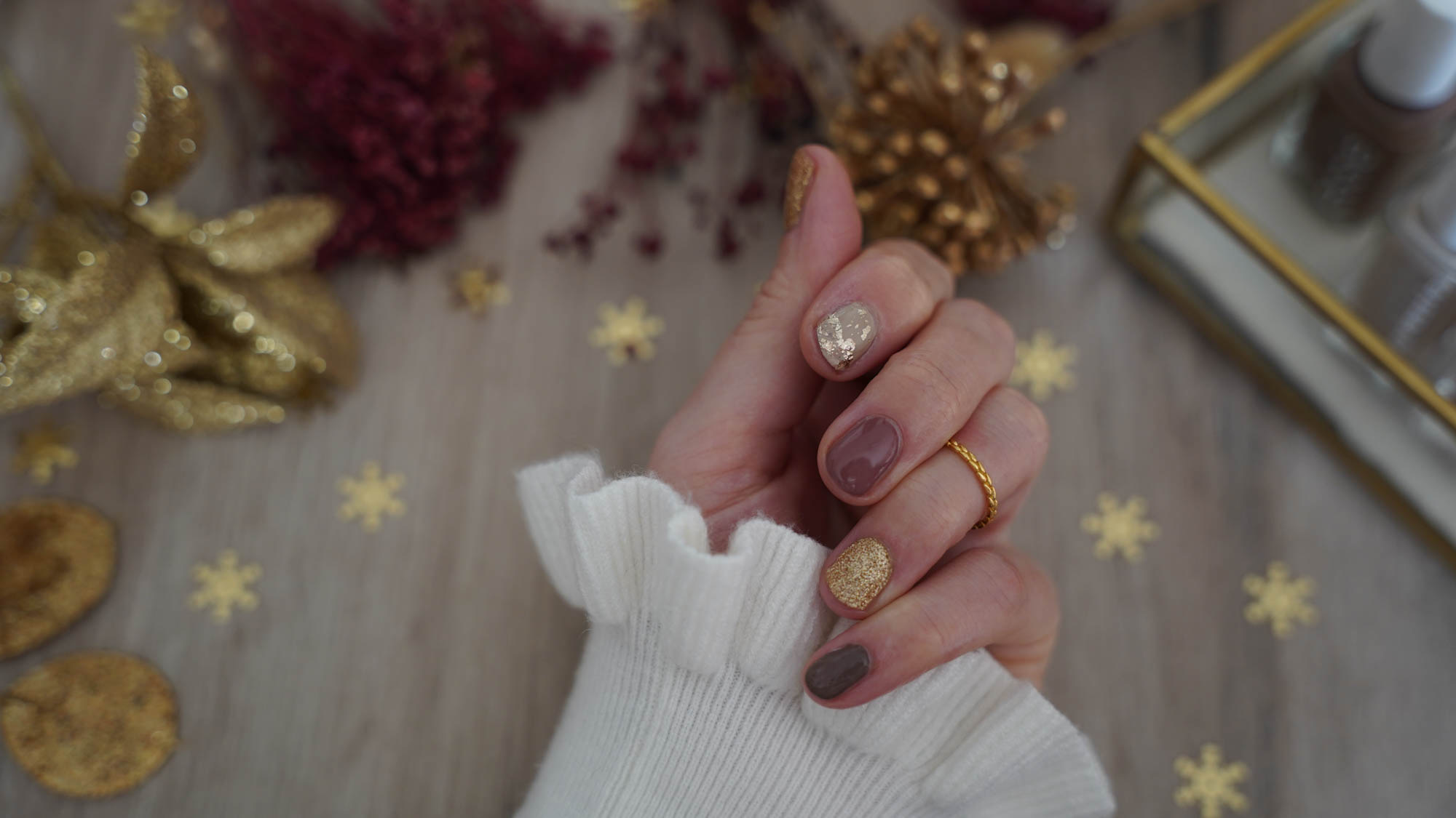 Xmas nails weihnachtliches nageldesign