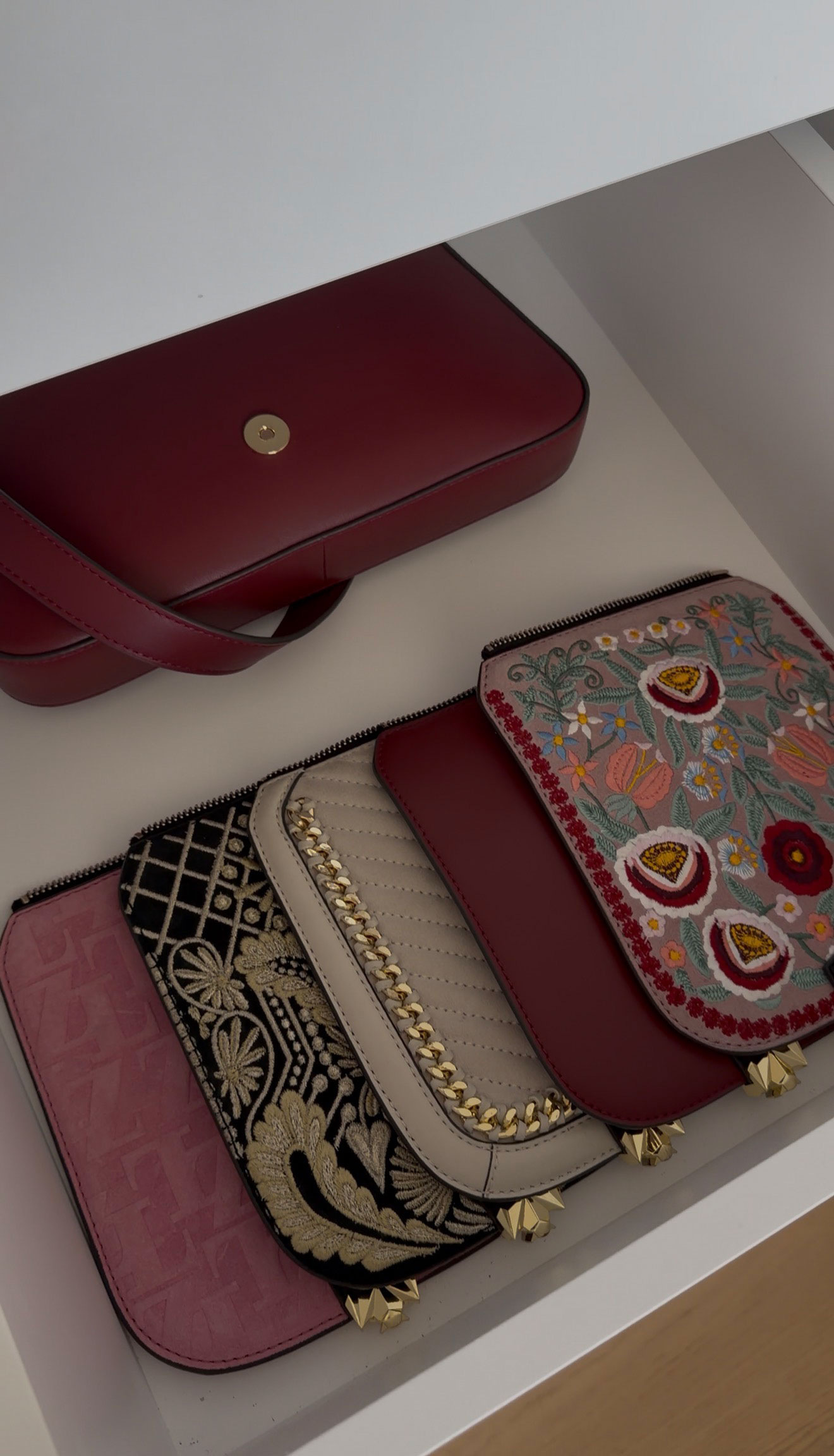 autumn bag, accessories, bordeaux bag, zoe lu, mini pochette
